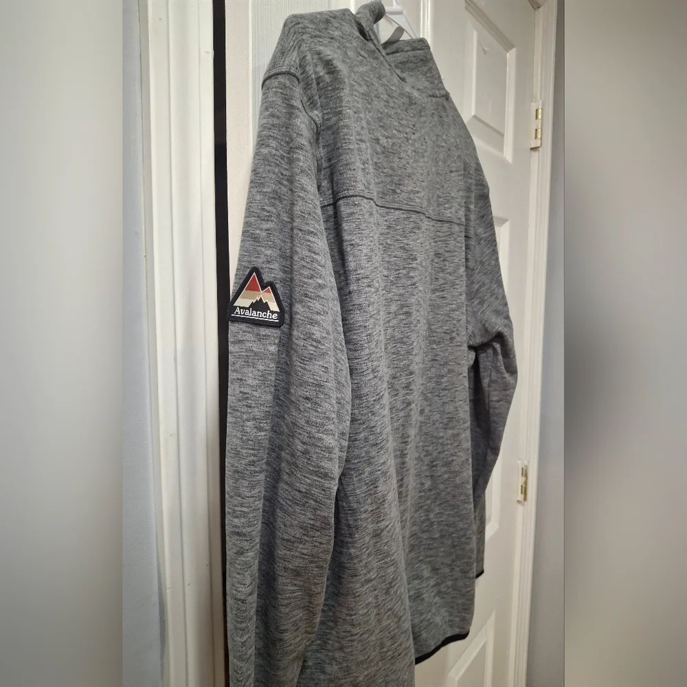Avalanche Gray Quarter-Zip Pullover - Picture 4 of 8